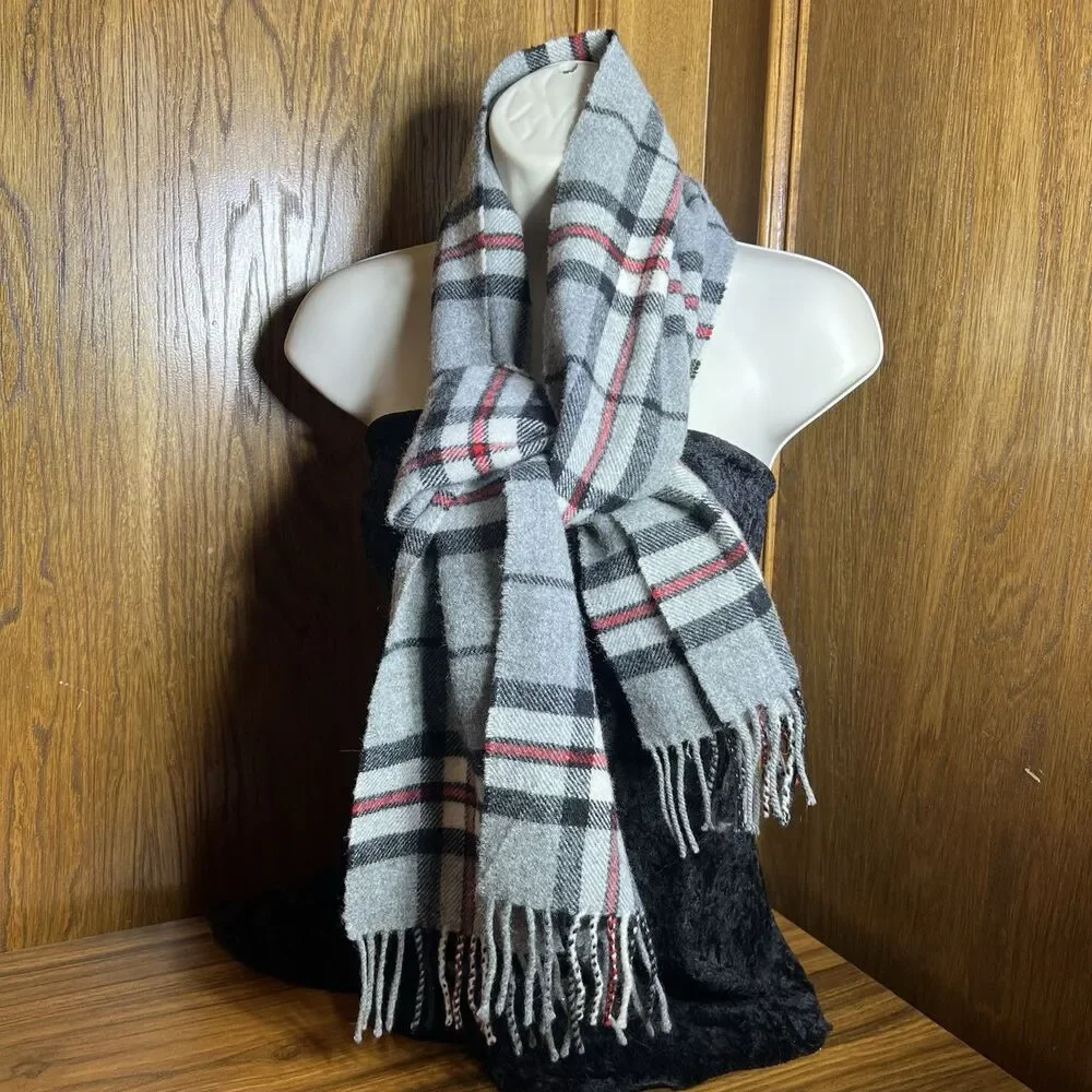 Blarney Woolen Mills Gray Black Red Scottish Tartan Scarf Premium Green Tag 61